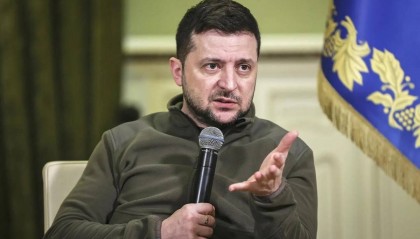 泽连斯基威胁要袭击俄罗斯阅兵活动，他真敢做的话，后果是什么？