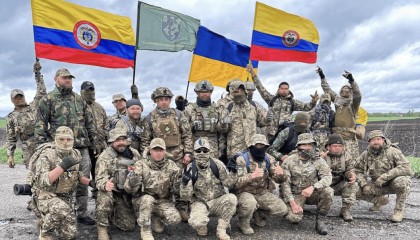 乌军将外国雇佣兵当俄军，激战两天才醒悟，俄军简直不敢相信！