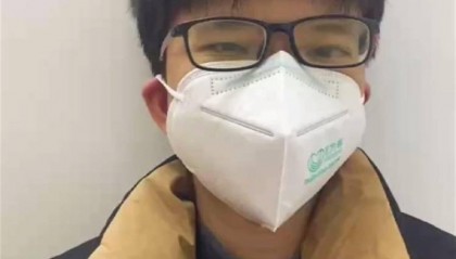 00后女生疑遭班主任侵犯后抑郁自杀，家属发声：她常排名第一，因抑郁退学