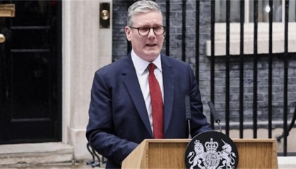 英军舰提前预告，即将穿航台海，解放军早已磨好快刀，来就反制