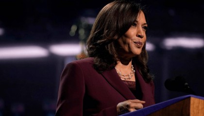 美国多地揭竿而起，哈里斯或卷土重来，中方紧急提醒，专家警告：会产生连锁反应