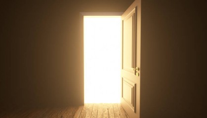 女工被富士康辞退 通过自考获本科学位