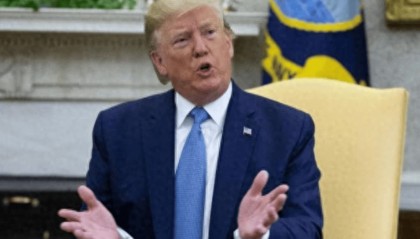 突发！特朗普第一个出访国家定了？不是中国，这回连中俄都没有料到