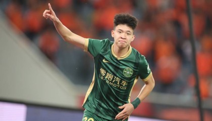 中超最佳阵容：王钰栋双响领跑射手榜 瓦科助泰山脱困