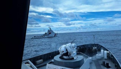 印尼开出第3枪，中方舰船果断卸下炮衣！南海“石油保卫战”打响