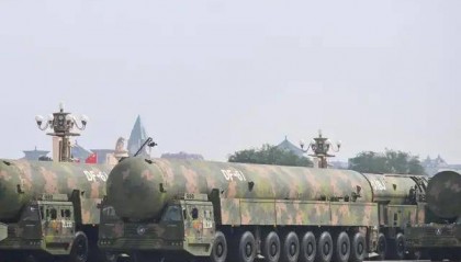 东风31BJ退化为“井射弹”？明明能机动发射，为啥还用发射井？