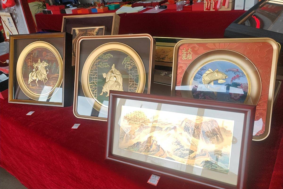 襄垣农商银行举办贵金属现场展销会