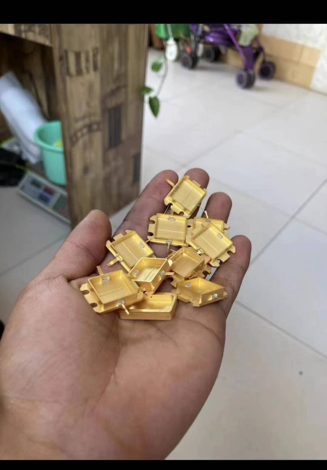 湘钯铑珠宝首饰店，专注贵金属资源利用