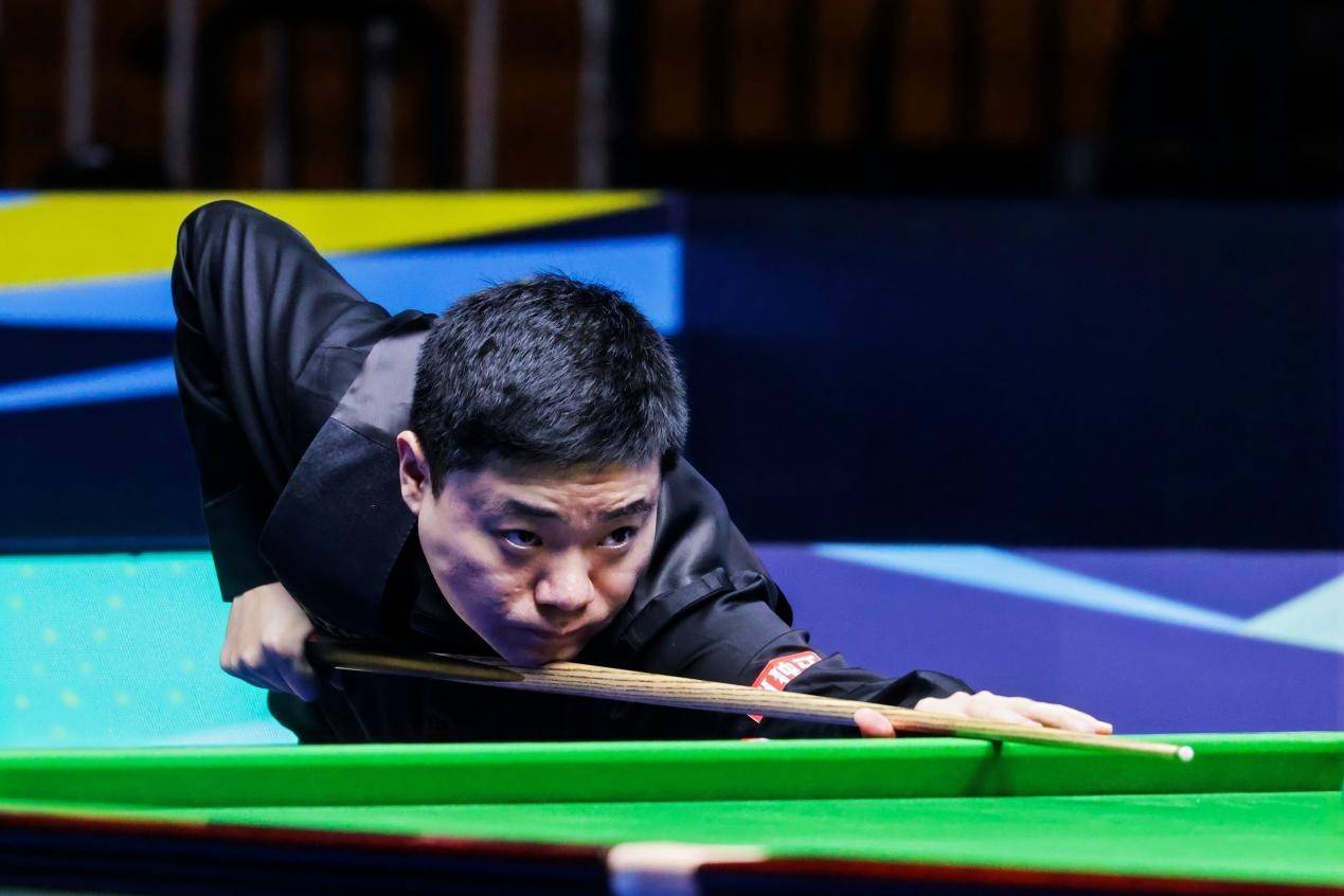 世界斯诺克国锦赛吴宜泽爆冷逆转世界第一 丁俊晖止步16强